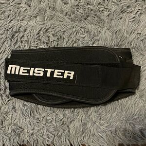 Weight lifting belt